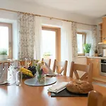 Hartlhof Urlaub Am Baby- Und Kinderbauernhof Фермерский дом *