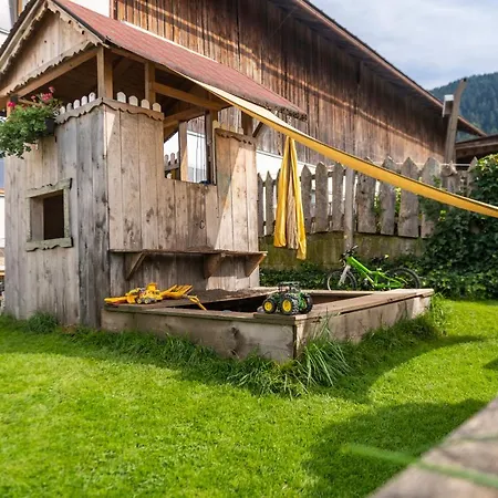 Hartlhof Urlaub Am Baby- Und Kinderbauernhof * Нидерау