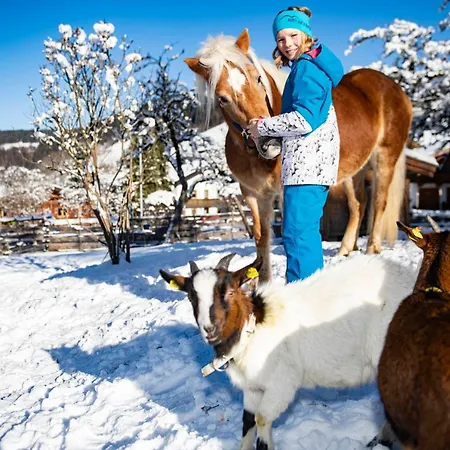 Hartlhof Urlaub Am Baby- Und Kinderbauernhof *