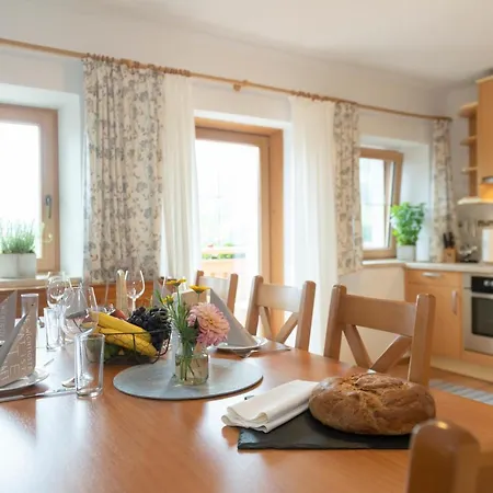 Hartlhof Farm stay *